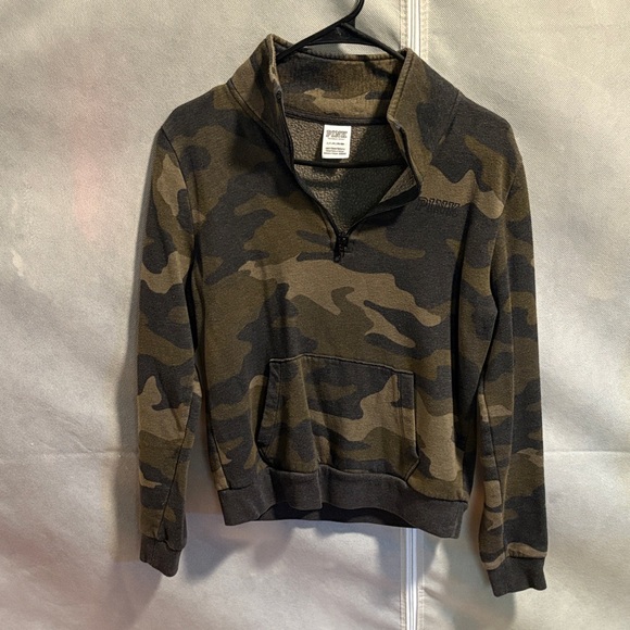 PINK Victoria's Secret Camo Turtleneck Sweater - Picture 1 of 10